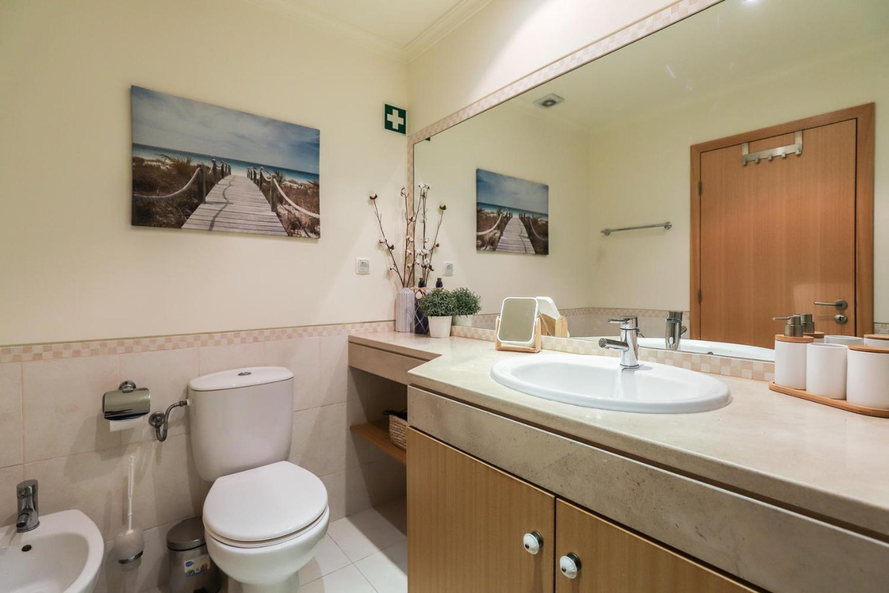 Ferienwohnung Charming Flat 10 Min Walk To Beach Albufeira Exterior foto