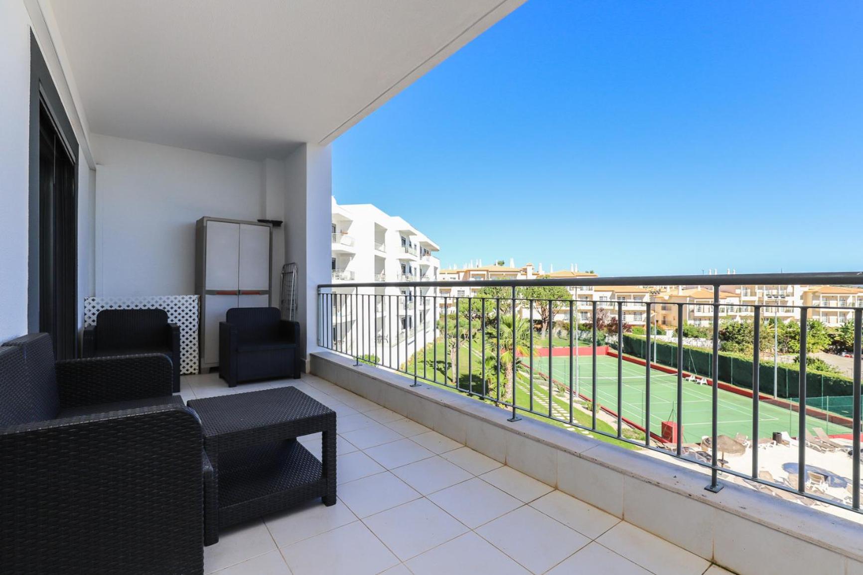 Ferienwohnung Charming Flat 10 Min Walk To Beach Albufeira Exterior foto