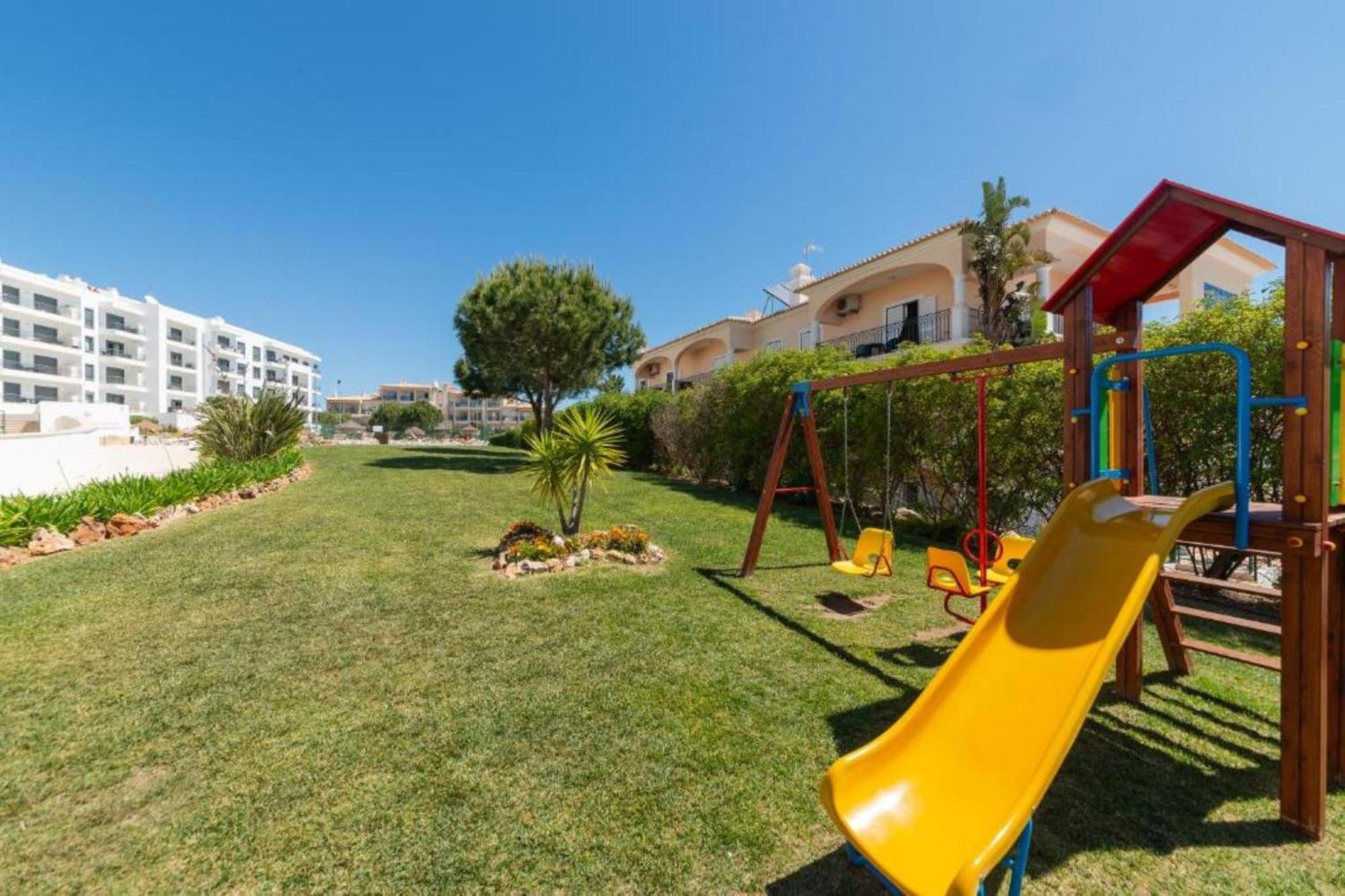 Ferienwohnung Charming Flat 10 Min Walk To Beach Albufeira Exterior foto